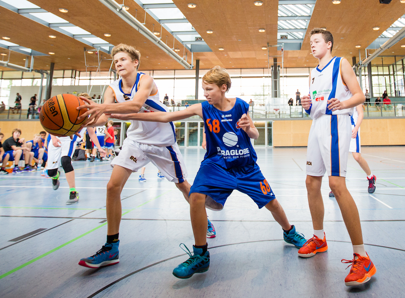Auch im Jahr 2016 ist die Dessauer BSZ-Sporthalle wieder Gastgeber für das BVSA Youth Season Opening. // Foto: Hartmut Bösener